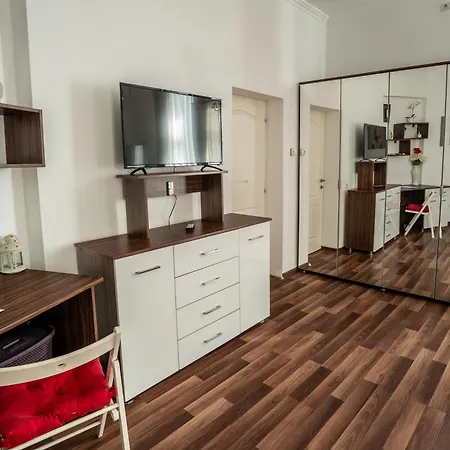 Downtown - Cal1 * Boekarest