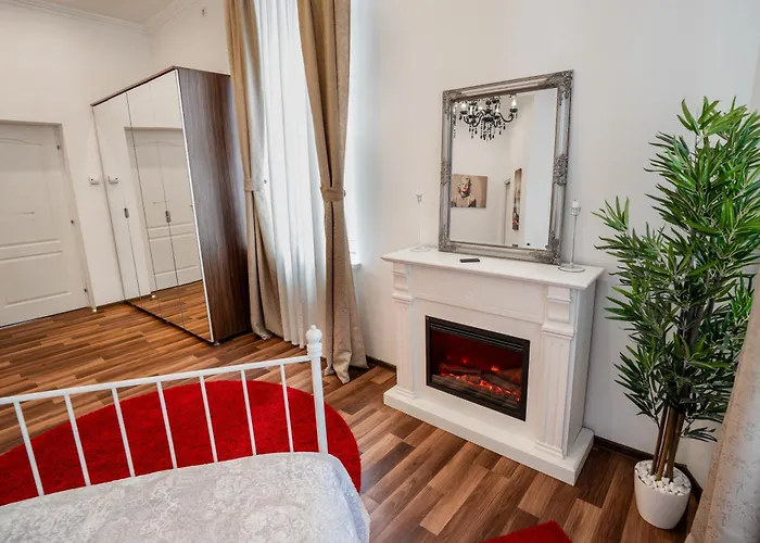 Apartment Downtown - Cal1 *